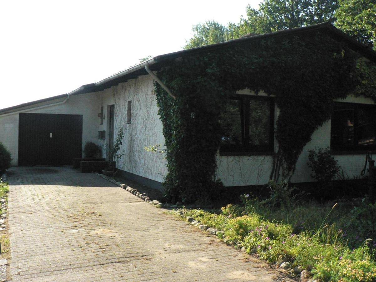 Ganze Wohnung, Ferienwohnung für 3 Personen mit Garten in Weddingstedt, Heide und Umgebung