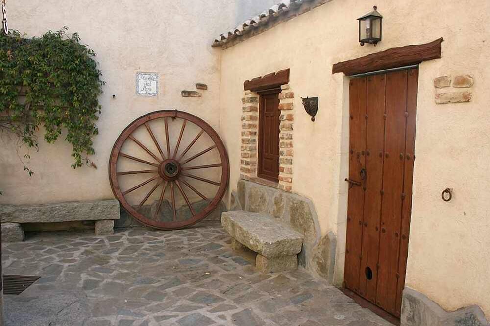 Callejón del Pozo V, accommodation Puy du Fou in Gálvez, Toledo Province