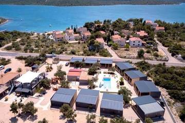 Camping für 6 Personen in Pirovac