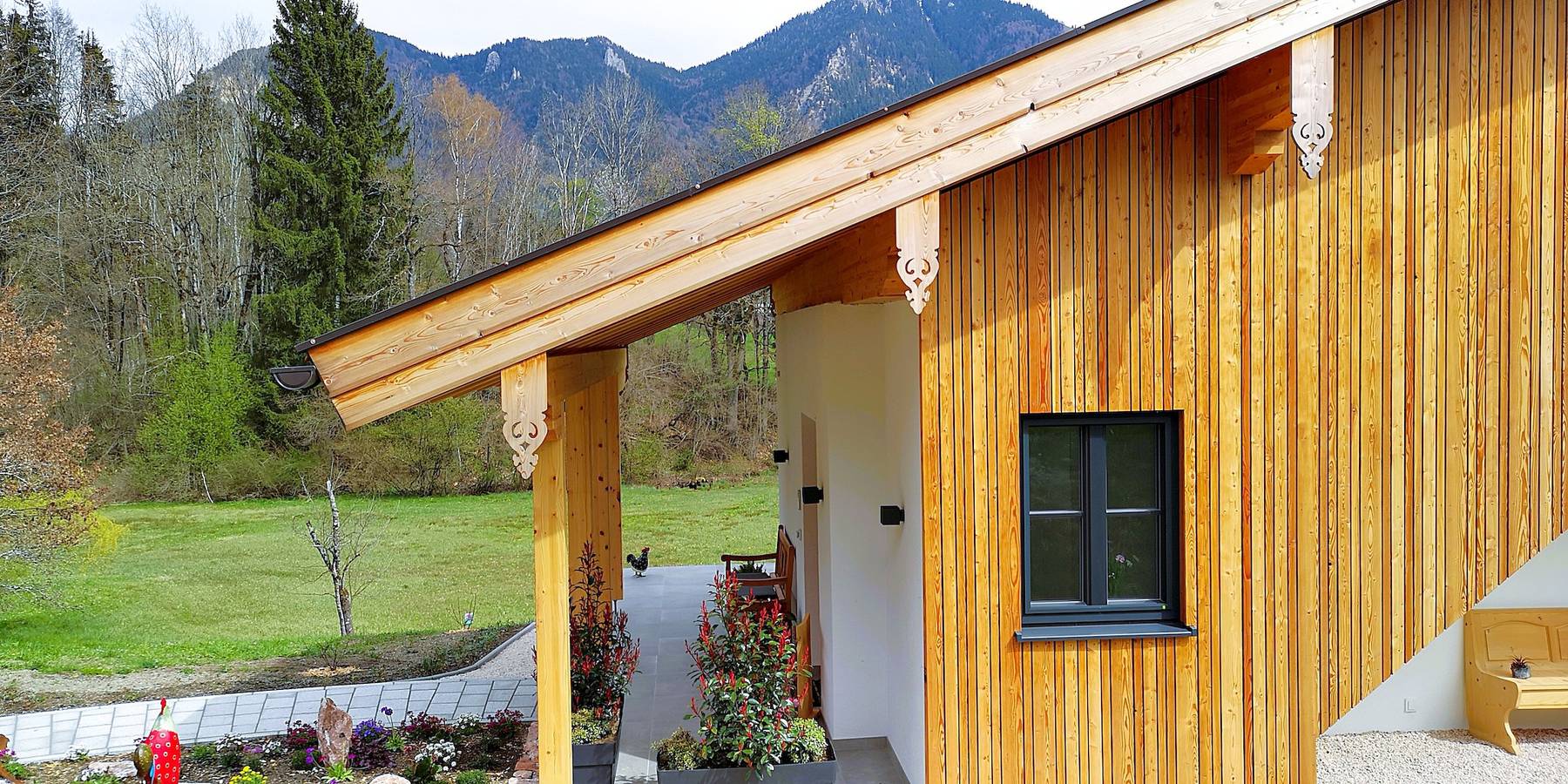 Alpenchalet-Chiemgau - Chalet 80qm für 1-2 Personen mit Wohn- und Küchenbereich, Schlafzimmer, Bad, extra Wc in Marquartstein, Bayerische Alpen