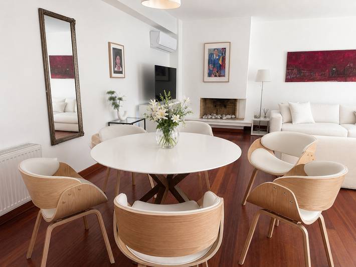 Welcome to Lumen Villa the first of the Adelos Trilogy in Athens, South section of Athens