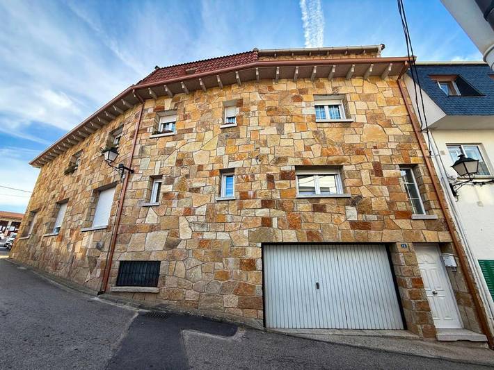 Casa rural para 14 personas, con vistas y terraza en Sierra Norte - 2