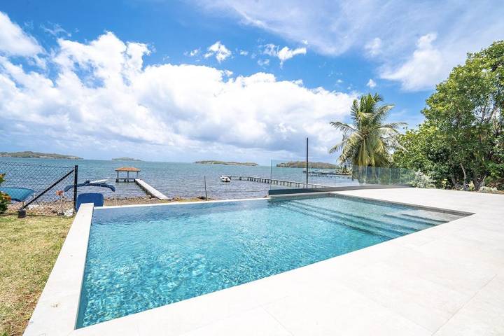 Location de vacances pour 12 personnes, avec piscine dans Baignoire de Joséphine - 4