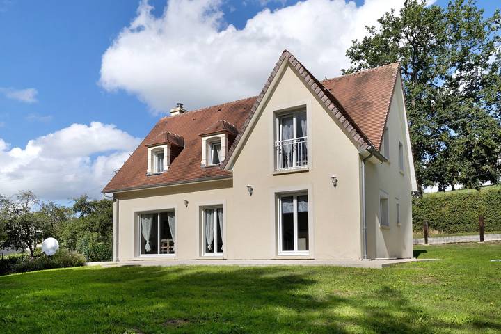 Gîte pour 16 personnes, avec Jardin et Sauna