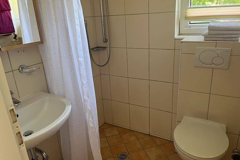 Ganze Wohnung, Ferienwohnung \"Seeblick\" (42 qm) in Elkeringhausen, Winterberg