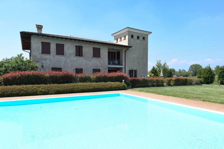 Appartamento per 6 persone a Pozzolengo