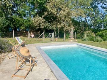 Gîte pour 6 personnes, avec jardin ainsi que vue et piscine à Cenne-Monestiés