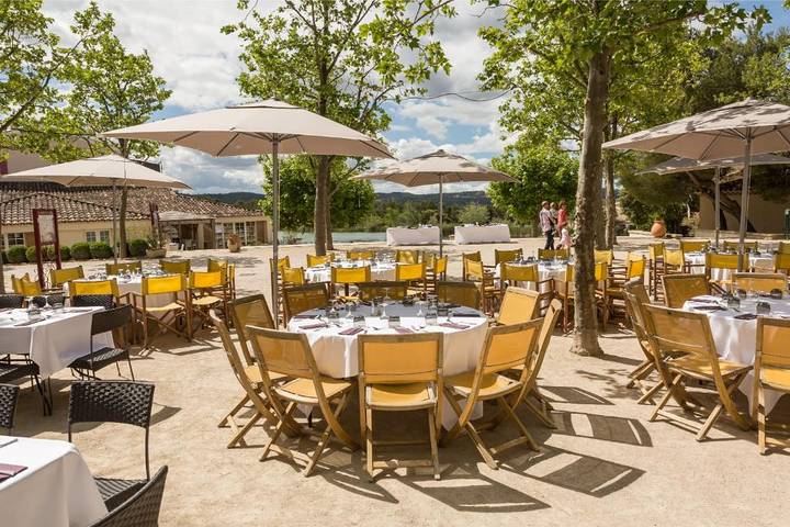 Gîte pour 7 personnes, avec bassin pour enfant et piscine ainsi que jardin et balcon, adapté aux familles à Mallemort - 3
