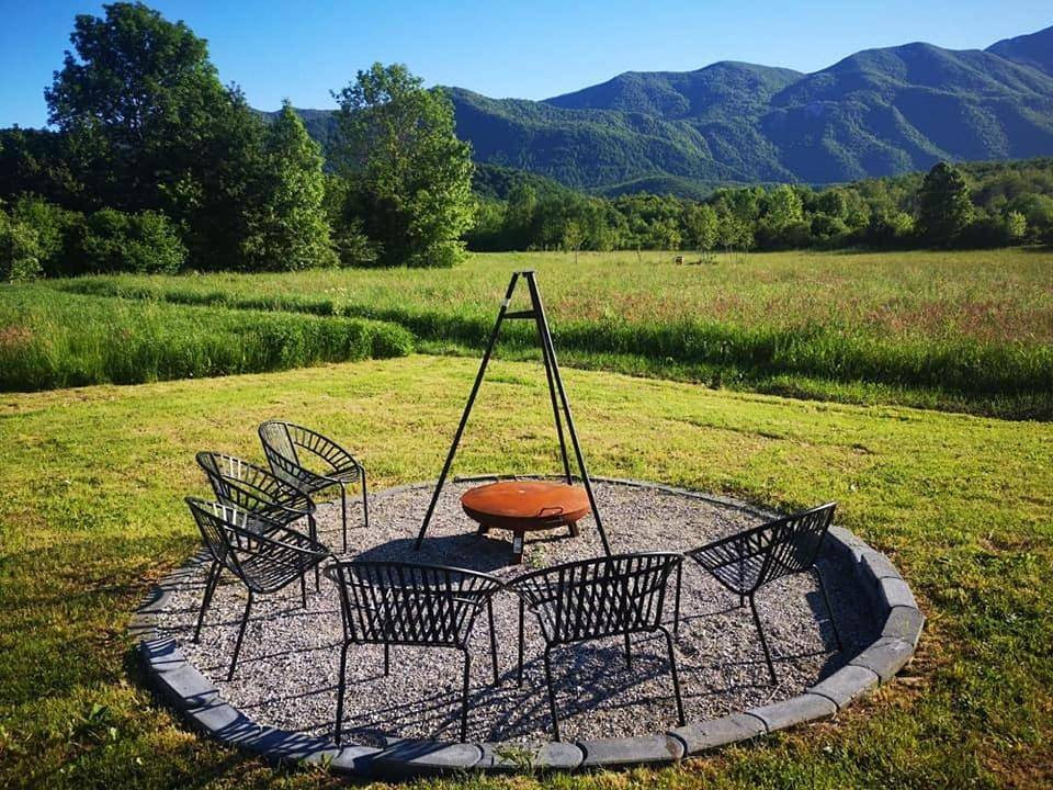Three-Bedroom House in Lovinac, Naturpark Velebit