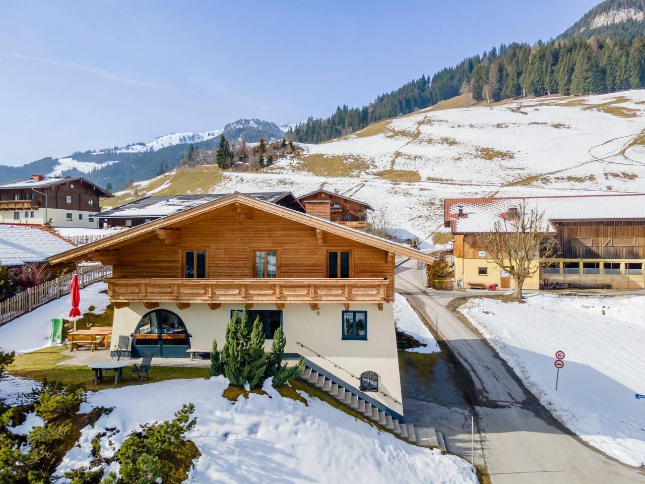 Detached chalet with wellness and wood-burning stove in Großarl, Ski Amadé