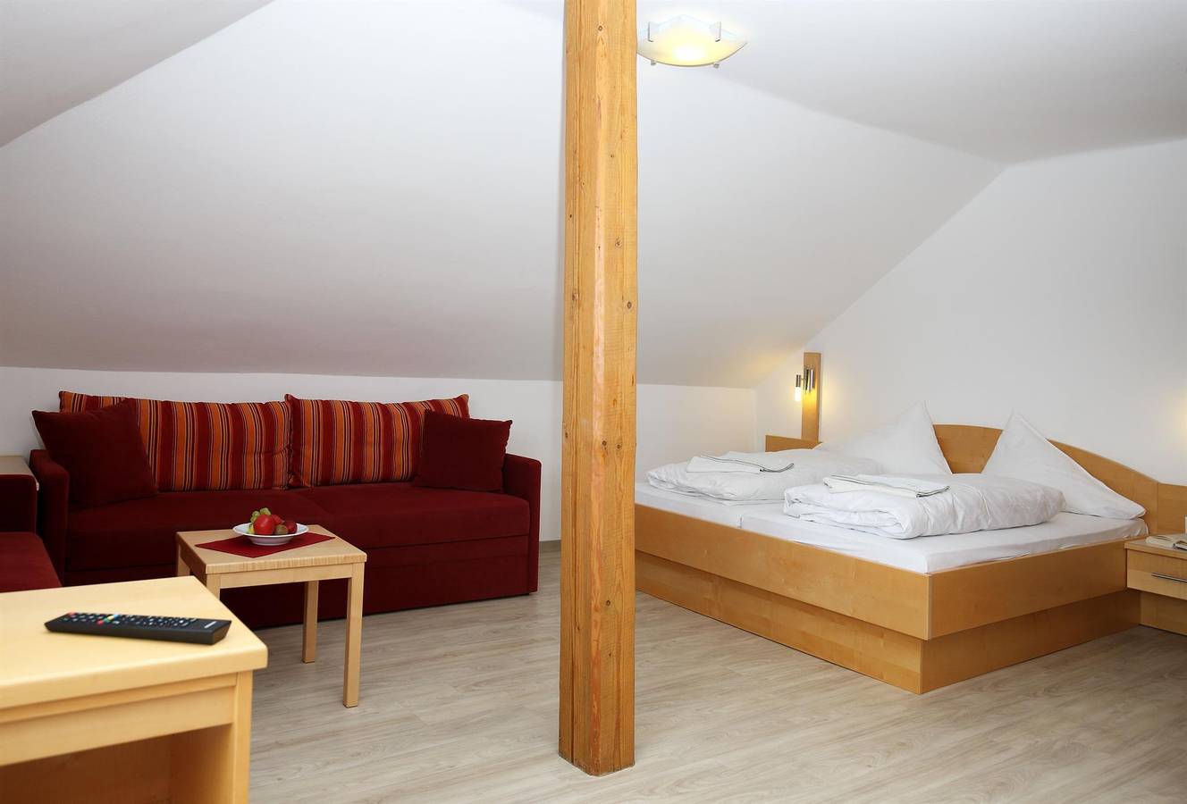 Ganze Ferienwohnung, Appartement/Fewo 12, 1 Schlafzimmer, 4-6 Personen in Millstatt, Bezirk Spittal an der Drau