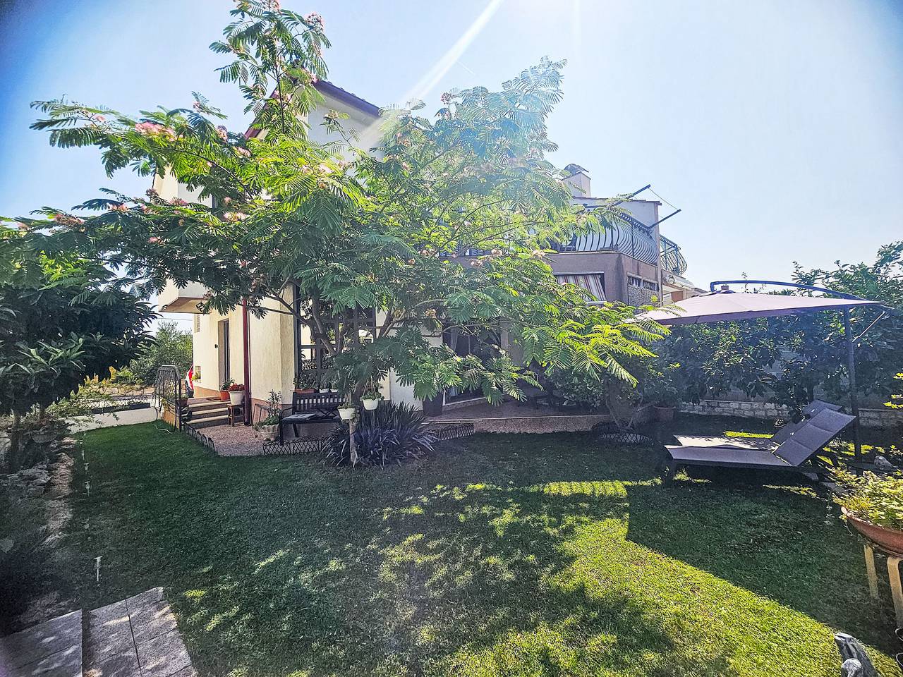 Id&la in Brodarica, Šibenik-Knin