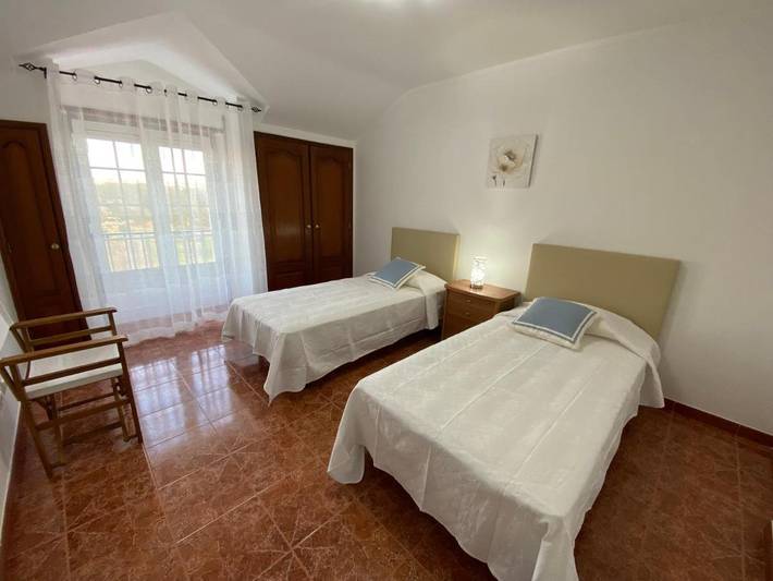 Casa rural para 5 personas, con balcón y vistas en Ericeira - 2