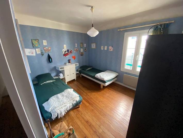 Gîte pour 6 personnes, avec balcon à Urt - 4