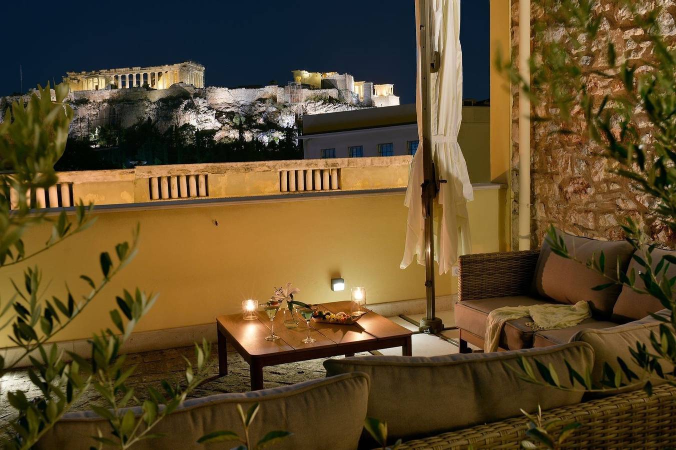 Magnificent Athens Villa | 1 Bedroom | Villa Aizen | Garden View in Section centrale d'Athènes, Athènes