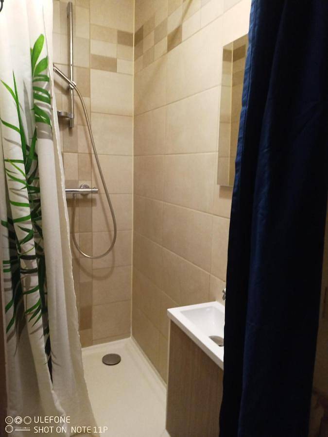 Chambre d’hôte pour 2 personnes, avec vue et terrasse, animaux acceptés à Durban-Corbières - 2