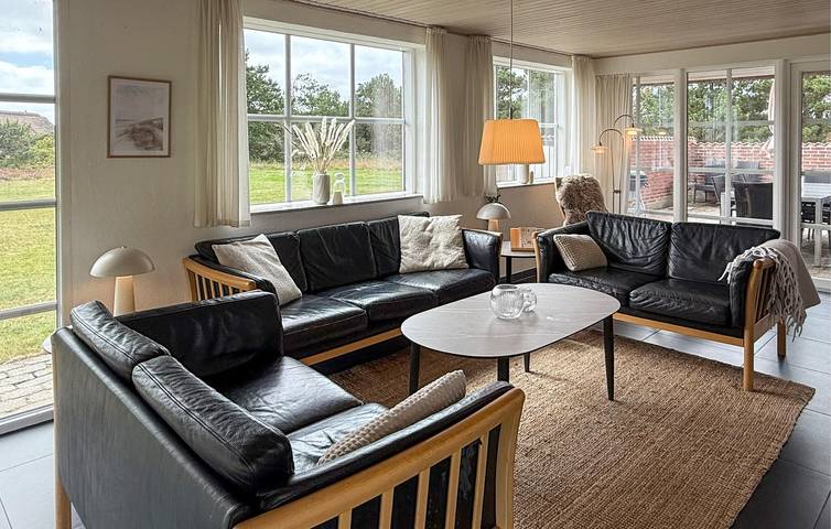 Ferienhaus mit Meerblick für 10 Personen, mit Whirlpool und Terrasse sowie Sauna, mit Haustier in Blavand - 3