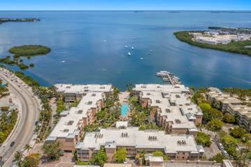 Gîte pour 4 personnes, avec balcon et piscine, adapté aux familles à Key West