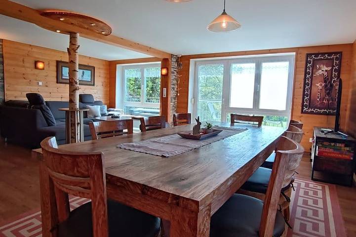 Ferienhaus für 9 Personen, mit Balkon und Garten in Unterallgäu
