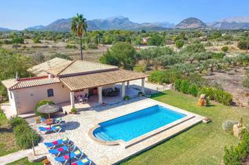 Villa in Pollença, Serra de Tramuntana für 6 