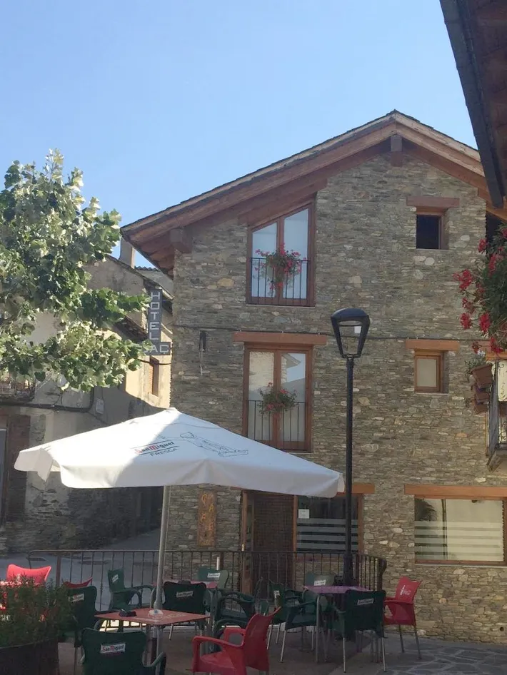 Hotel para 2 personas, con terraza, Se admiten mascotas - 1
