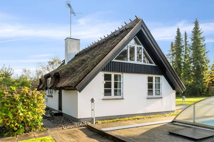 Ferieudlejning for 6 personer, med Terrasse og Have samt Sauna i Smidstrup
