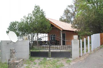 Gîte pour 6 personnes, avec jardin et terrasse, animaux acceptés à San-Giuliano