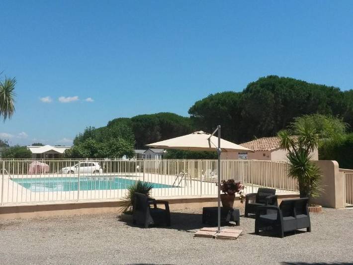 Camping pour 4 personnes, avec piscine à Roquebrune-sur-Argens - 3
