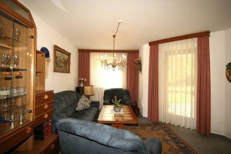 Ganze Ferienwohnung, Ferienwohnung Katharina 1 + 4 - Ferienwohnung Nr. 1, 1 bis 4 Personen, 100 qm, 2 separate Schlafzimmer, Terrasse in Schönau am Königssee, Berchtesgadener Alpen