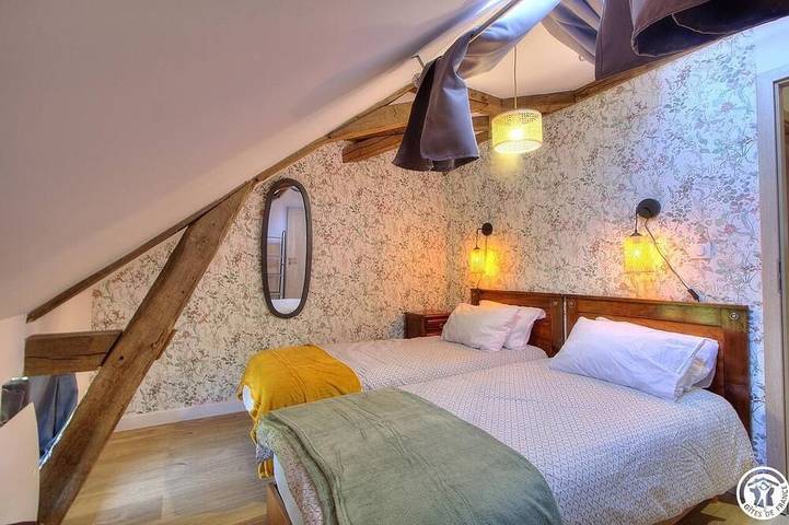 Location de vacances pour 6 personnes, avec jacuzzi dans Arandas - 2