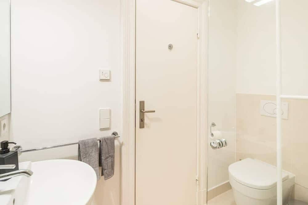 Ganze Wohnung, Modern Apartment in Rotherbaum for up to 5 Guests in Hamburg Rotherbaum, Hamburg