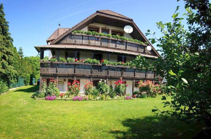 Ferienwohnung für 8 Personen, mit Garten und Seeblick sowie Ausblick in Balatonfüred - 2