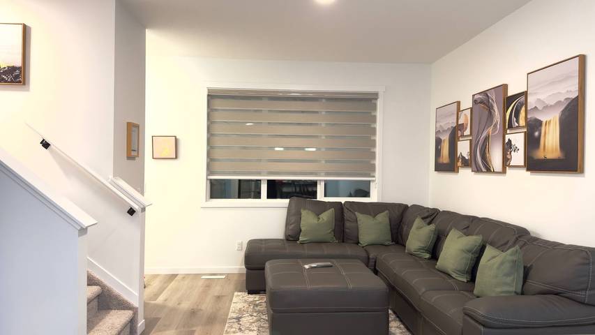 Holiday rental for 8 people, with hot tub and garden in Alberta