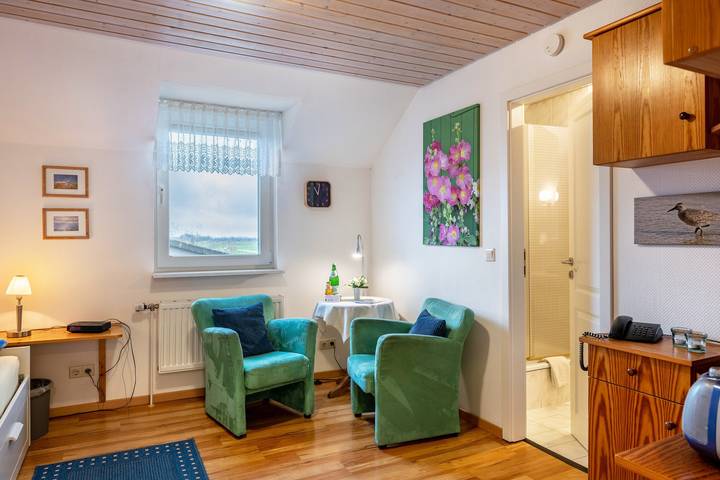 Ganzes Studio, Einzimmerapartment 'Ferienhof Paulsen - Knutt' mit Gemeinschaftsgarten und Wlan in Tammensiel, Pellworm