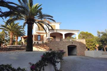 Chalet für 6 Personen, mit Garten und Pool sowie Terrasse in Colònia de Sant Jordi