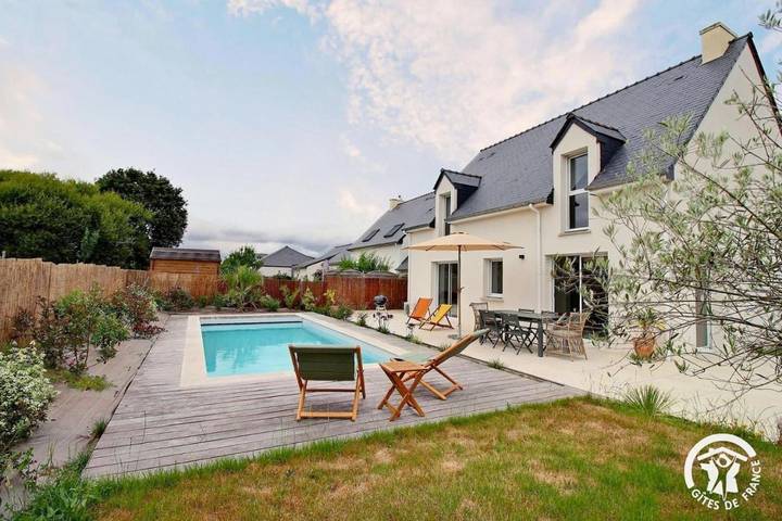Location de vacances pour 8 personnes, avec piscine et jardin à Billiers - 3