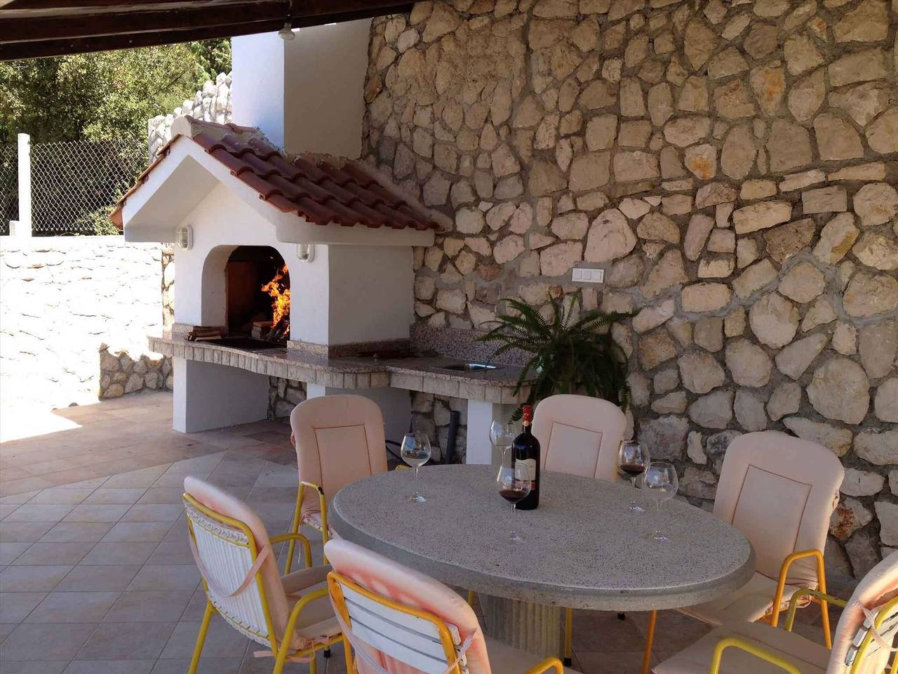 Ganze Ferienwohnung, Ferienwohnung mit eine große Terasse  in Kampor, Rab