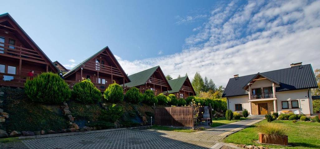 Apartament wakacyjny dla 10 osób, z widok i ogród w Myczków