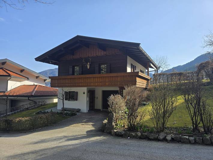 Location de vacances pour 4 personnes, avec jardin et balcon à Schwoich