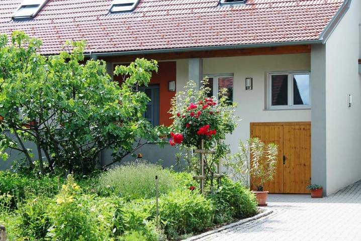 Ferienwohnung für 3 Personen, mit Balkon und Terrasse sowie Garten und Pool am Neusiedler See - 3