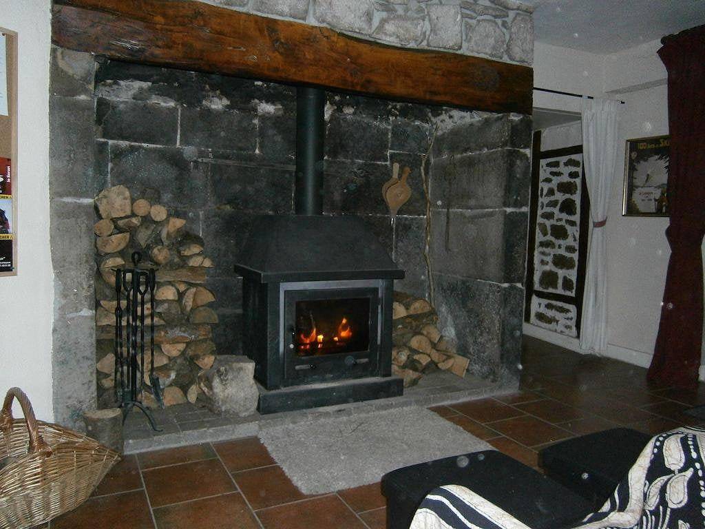 Les Sources - Chambre Elanceze in Saint-Jacques-des-Blats, Région d'Aurillac