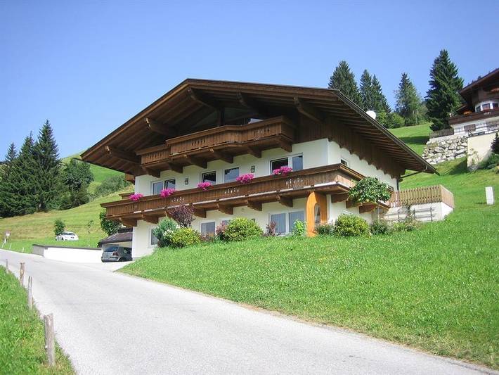 Ganze Ferienwohnung, Appartement Gletscherspitze (2 Schlafräume, 2. Og) in Tuxer Alpen, Hintertux