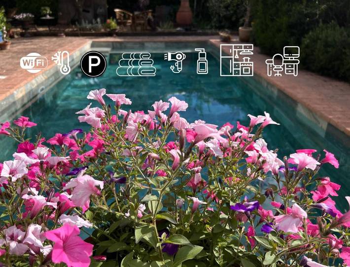 Chambre d’hôte pour 2 personnes, avec jardin ainsi que piscine et vue
