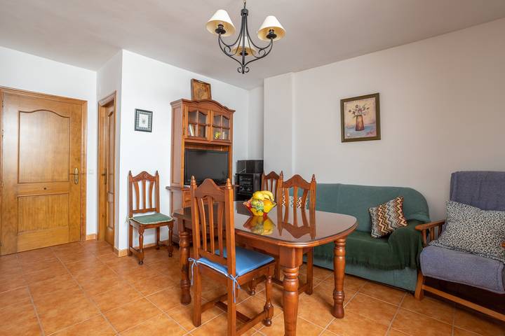 Ganze Wohnung, Ferienwohnung Nieves 2 mit Meerblick, Terrasse & Wlan in Nerja Centre, Nerja