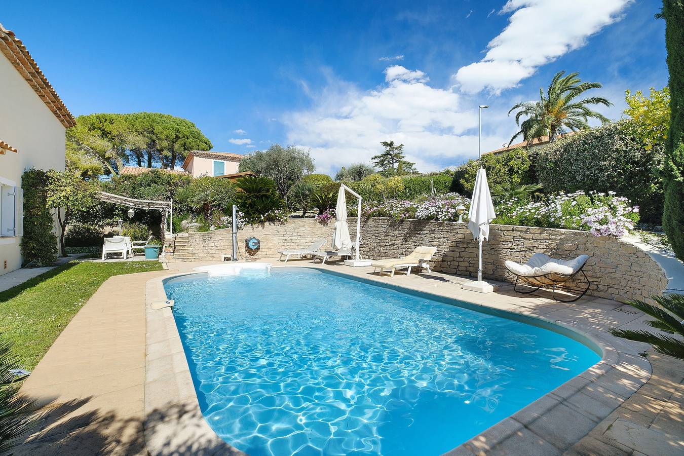 Villa « Les Collettes » con piscina privada, Wi-Fi y aire acondicionado in Cagnes-sur-Mer, Costa mediterránea (Francia)