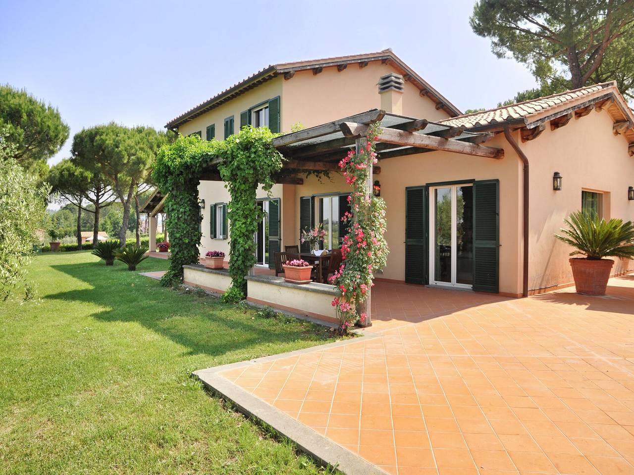 Villa a Magliano Sabina con piscina privata in Magliano Sabina, Provincia di Rieti