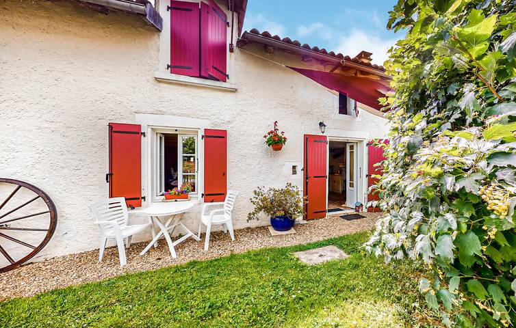 Location de vacances pour 4 personnes, avec Terrasse à Nieuil