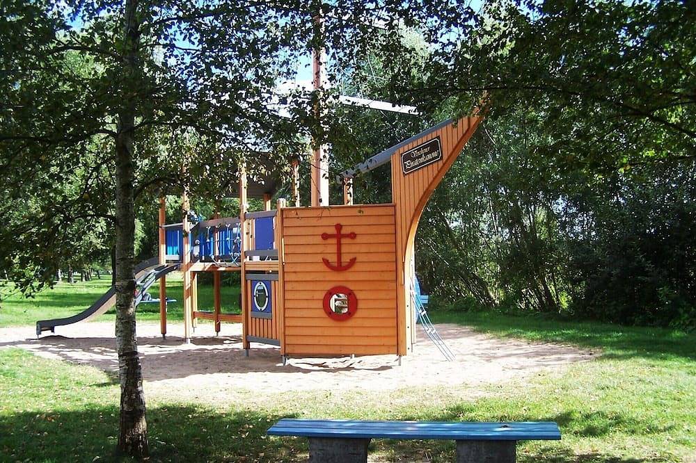 Ferienbungalow am Kummerower See in Verchen, wenige Minuten vom Strand entfernt in Verchen, Kummerower See