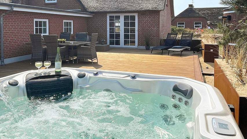 Ferienhaus für 6 Personen, mit Sauna und Whirlpool in Blavand