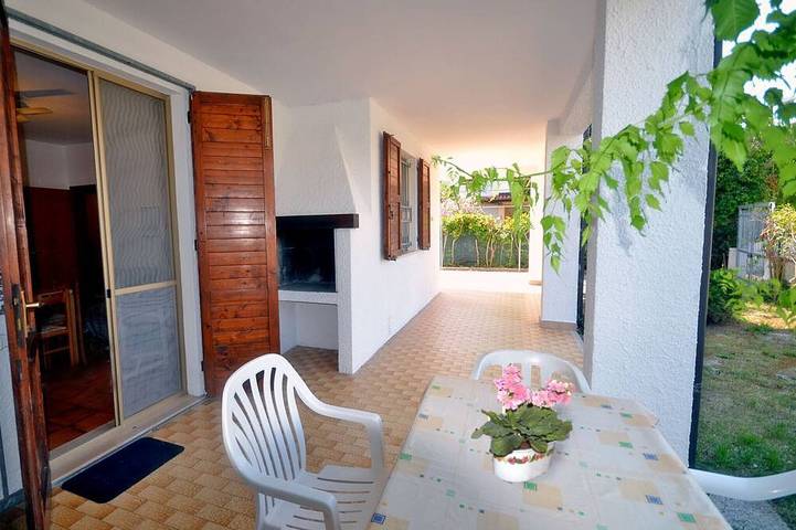 Casa de vacaciones para 6 personas, con terraza y jardín - 1